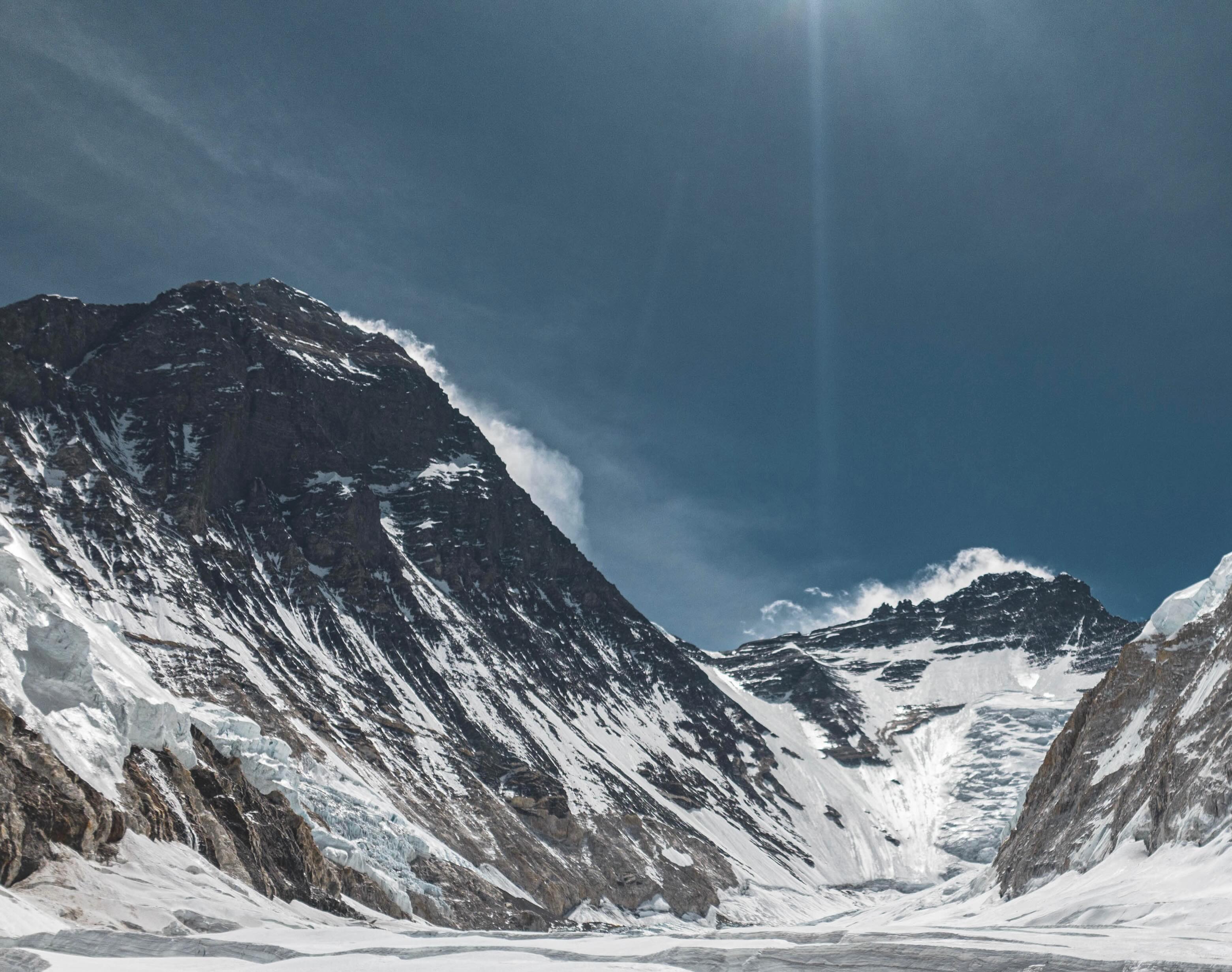 Everest rope-fixing team opens route to South Col; summit push expected within a week